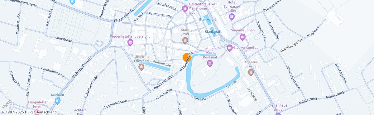 Tina von Gadomski, Heilpraktiker*in für Psychotherapie